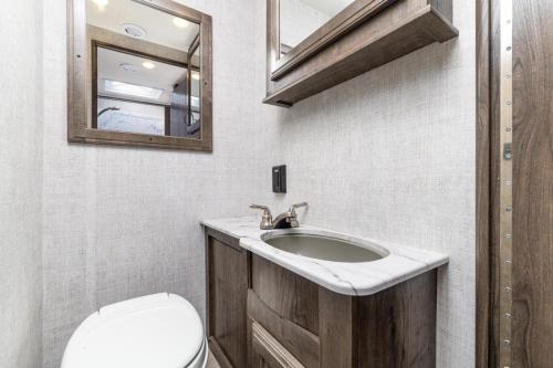 6280 - Bathroom 